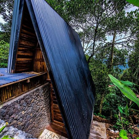 Munduk Umah Cabin Exterior photo